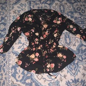 RUE-21 FLOWER TOP BLOUSE